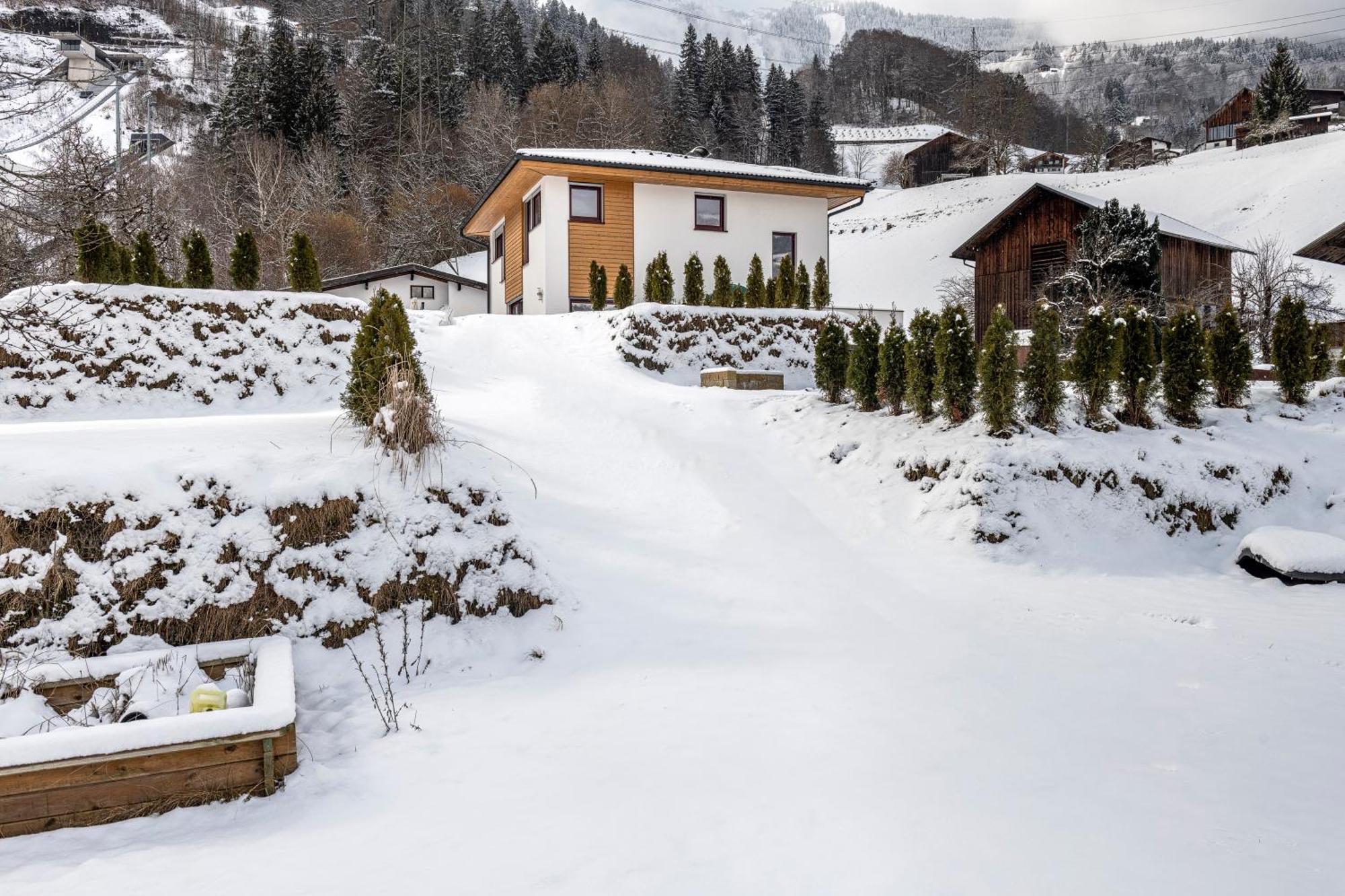 Haus Silvretta Nova Apartman Tschagguns Kültér fotó